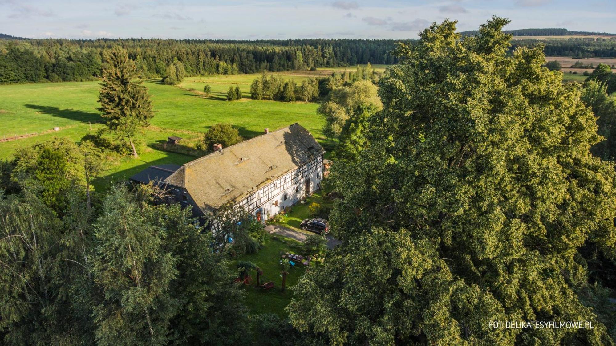 Dom Przyslupowy Educare -Agroturystyka Slow Food Świeradów-Zdrój エクステリア 写真
